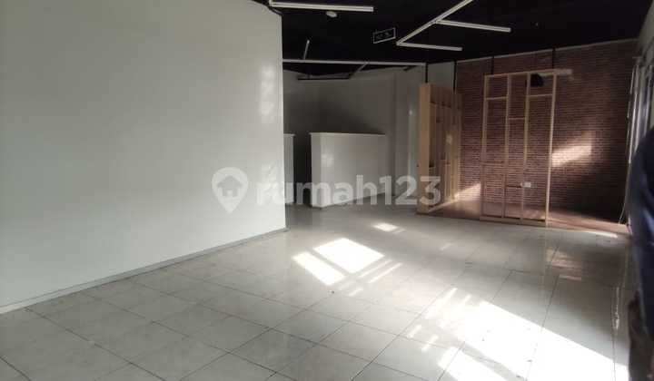 For Rent 2 Ruko Rendeng in the Peta Area 2