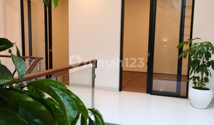 "Dijual Rumah Baru di Setra Duta, Tol Pasteur, Kampus Marnatha