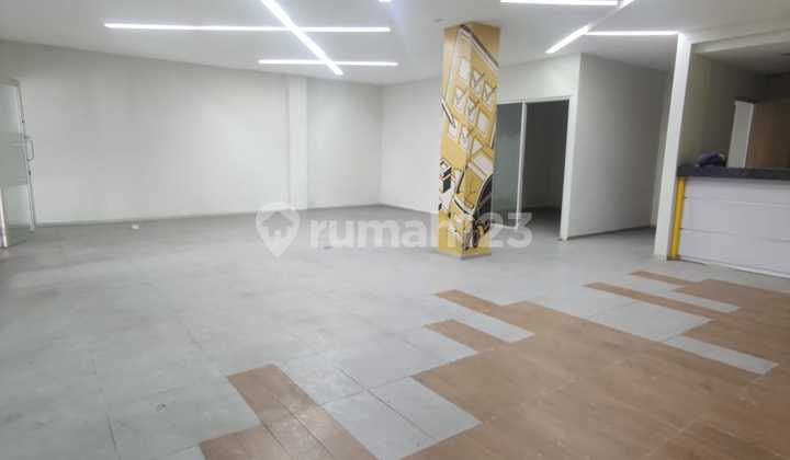 For Rent 2 Ruko Rendeng in the Peta Area