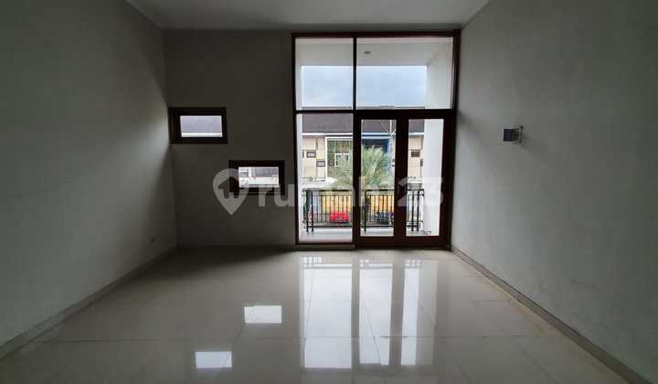 For Sale Shop House in Buah Batu Bandung at Matahari Square Near Samsat 1