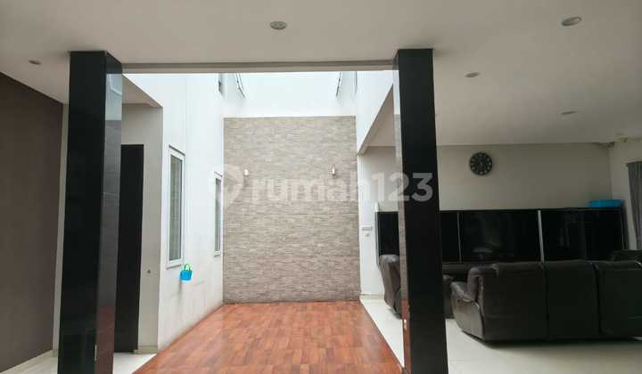 "Dijual Rumah Taman Kopo Indah 2 (Tki 2) Faskes, Pujasera, 2