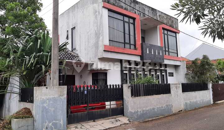 NICE 2-STORY HOUSE, COMFORTABLE AND STRATEGIC ENVIRONMENT, READY TO OCCUPY IN SOEKARNO HATTA, BANDUNG. NICE 2-STORY HOUSE, COMFORTABLE AND STRATEGIC ENVIRONMENT, READY TO OCCUPY IN SOEKARNO HATTA, BANDUNG.