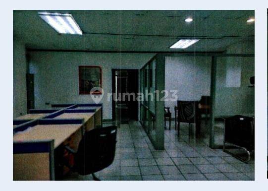 RUKO LUAS 3 LANTAI LOKASI STRATEGIS TENGAH KOTA SIAP PAKAI DI PUNGKUR BANDUNG RUKO LUAS 3 LANTAI LOKASI STRATEGIS TENGAH KOTA SIAP PAKAI DI PUNGKUR BANDUNG