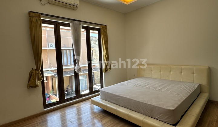 Jual Rumah Mewah Sutami Dkt Pvj, Rshs Hasan Sadikin, Rs.advent 2