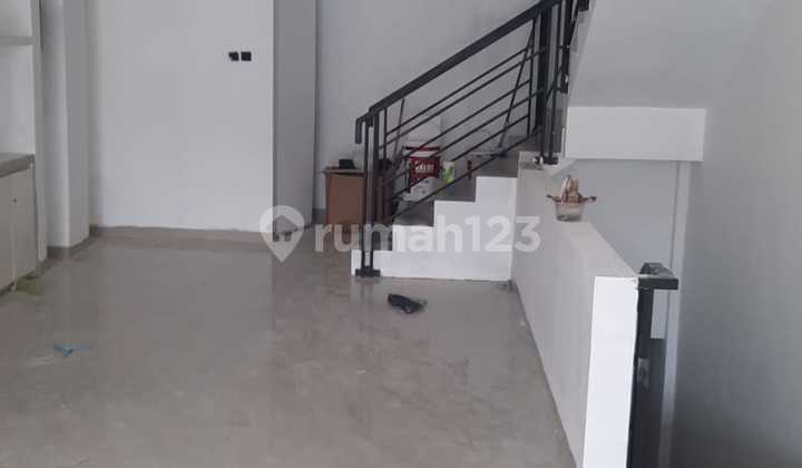 "For Rent, Shop House in Cihampelas Bandung, Strategic Location with Easy Access"