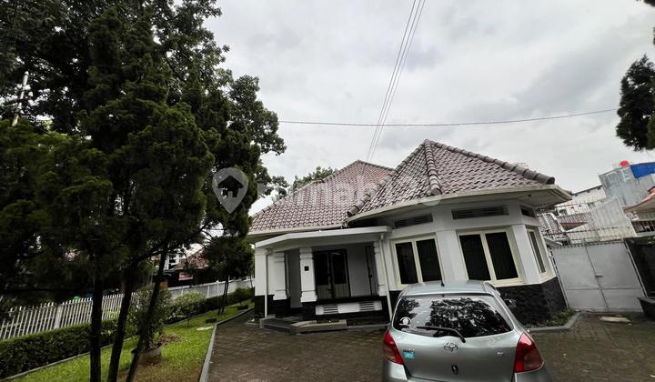 "Dijual Rumah Heritage Daerah Veteran Bandung, Braga, Alun Alun, 2