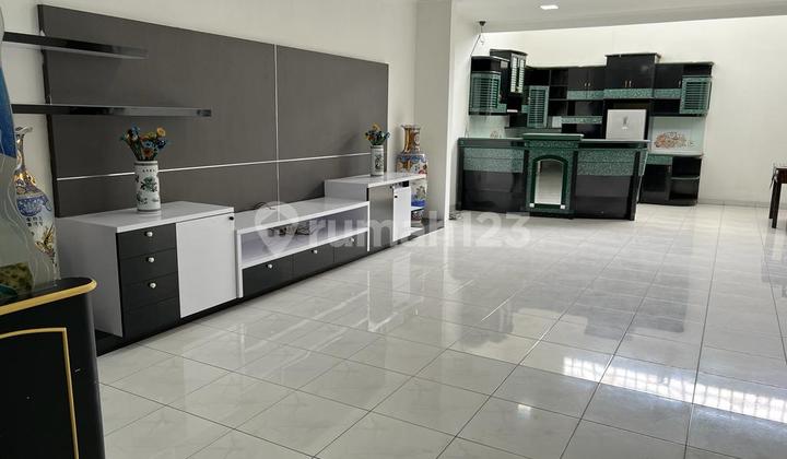 RUMAH LUAS STRATEGIS 2 LANTAI SIAP HUNI DI TAMAN SAKURA BANDUNG 1