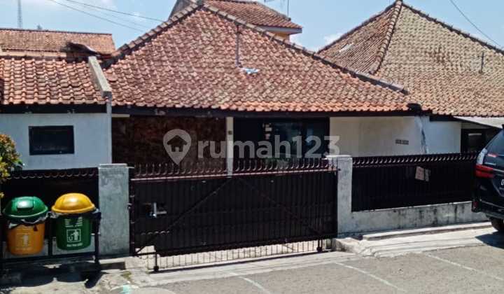 RUMAH BAGUS 1,5 LANTAI LINGKUNGAN NYAMAN SIAP HUNI DI KOPO MANGLID BANDUNG