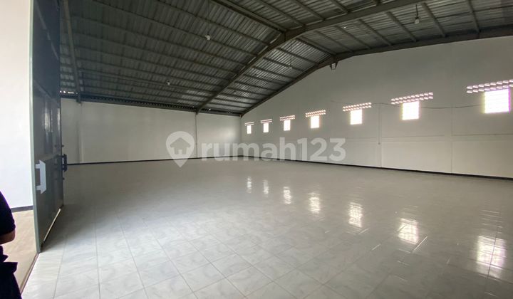 READY-TO-USE, CLEAN, SPACIOUS, STRATEGIC WAREHOUSE IN SOREANG, BANDUNG