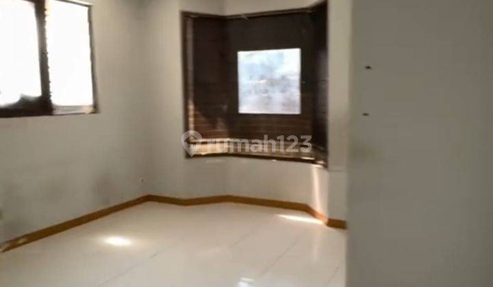 RUKO STRATEGIS 2,5 LANTAI TENGAH KOTA SIAP PAKAI DI SAYAP KARAPITAN BANDUNG 1