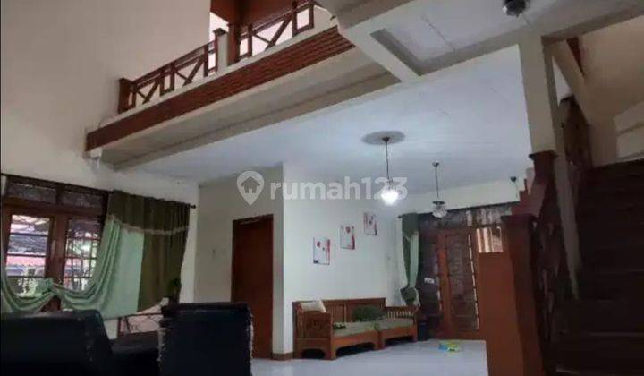 Rumah Mewah Hook 3 Lantai Full Furnished Siap Huni Di Komplek Cipta Graha Cicendo Bandung 1