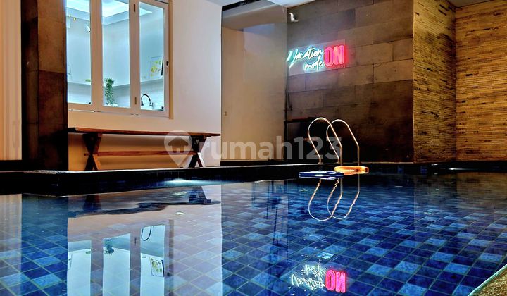 "FOR SALE: Villa Sayap House in Dago, Bandung - Strategically Located, Ideal for Investment"