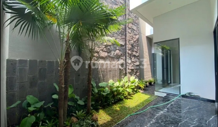 Rumah Baru Taman Golf Citraland  Modern Split Level Mewah 6