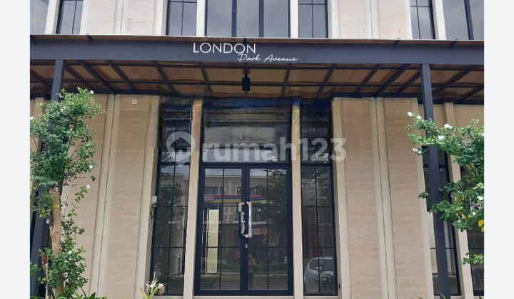 For Rent: Bukit Mas London Park Avenue Tourist Shop House - Brand New 2 Floors - Spacious Car Parking, Suitable for All Types of Businesses. 2