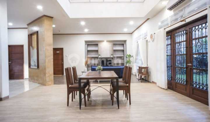 For Sale 400 M2 Margorejo Indah House - Wonocolo Surabaya Near Papaya, Plaza Marina, Jemursari Main Road, Toll Access, A Yani Main Road 2