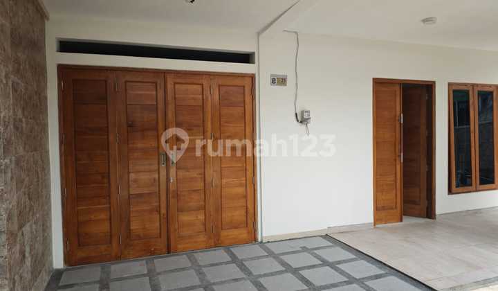 Disewakan 300 M2 Rumah Ngagel Jaya Tengah Surabaya Timur Dekat Pucang, Baratajaya , Raya Manyar 2