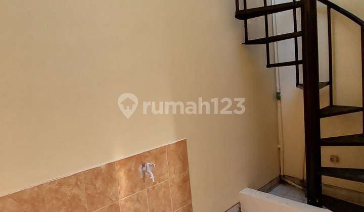 Rumah Taman Semanan Indah, 90 M2, Murah, Full Renov, 6x15, Atap Baja Ringan, Jakarta Barat 11