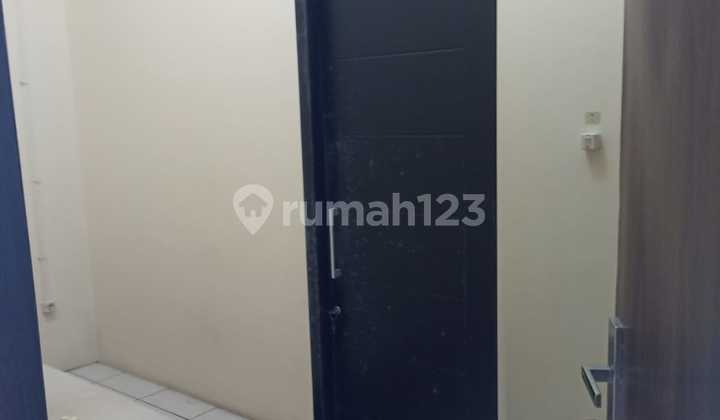 Ruko Brigjen Katamso Palmerah, 4.5 Lantai, Strategis Kantor, Kafe, 113 M2, HGB 15