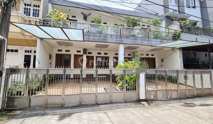 Dijual Rumah Gandeng Bagus di Kelapa Gading 1