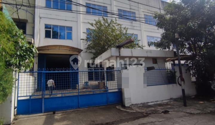 3.5-story warehouse in Sunter 3.5-story warehouse in Sunter