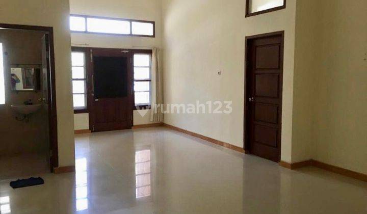 Rumah Siap Huni Semi Furnish Perumahan Galaxy Bumi Permai Araya Surabaya 2