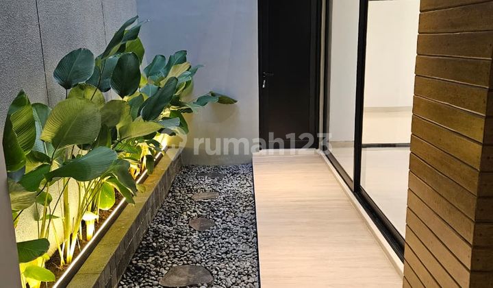 Rumah Baru Modern Rungkut Asri Selangkah ke Merr 2