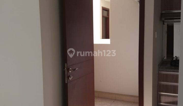 Dijual Apartemen Lucky Tower Residence Bagus Sekali Semi Furnished 4