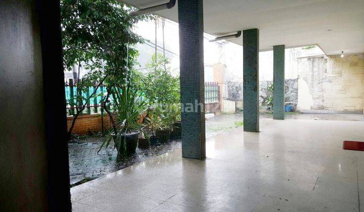 Rumah Tua Hitung Tanah Lokasi Pinggir Jalan Jakarta Pusat 2