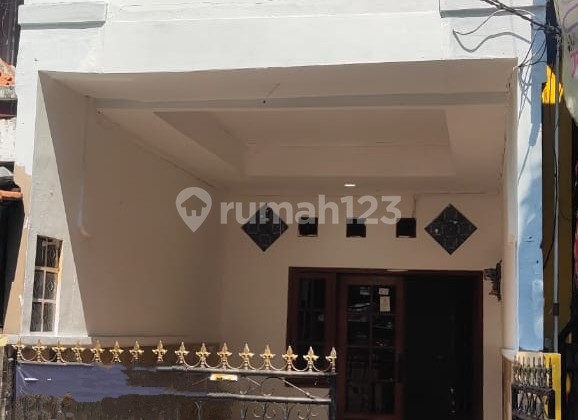 Ready-to-Live House in Percetakan Negara, Central Jakarta