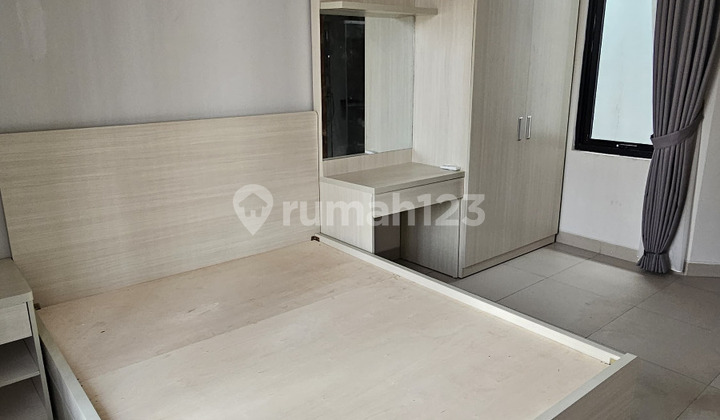 Disewa Rumah Minimalis Modern 3 Lantai Botany Hills Fatmawati   2