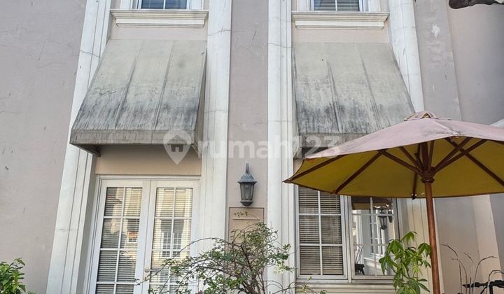 Dijual Rumah Modern Fasilitas Swimming Pool Alesha Vanya Park BSD 2