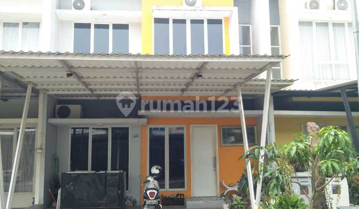Dijual Rumah Harga BU Semi Furnished di the Green, Serpong Jaya