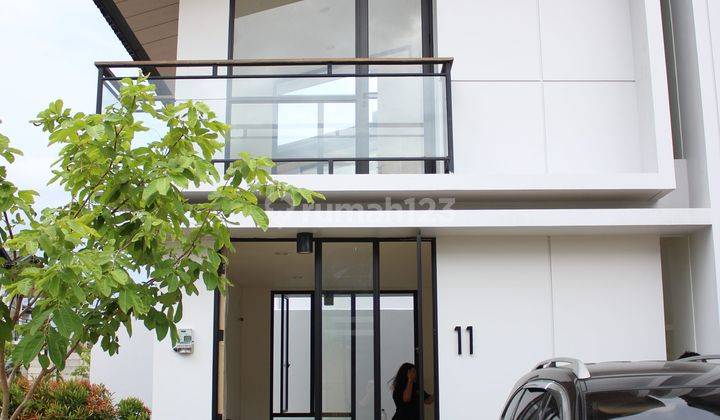 Disewa Rumah Semi Furnished 2 Lt. Bagus Cendana Clover Lk Utara 2