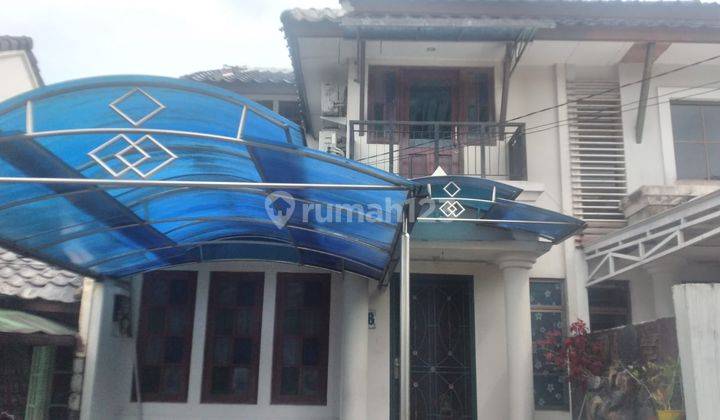 Dijual Rumah 2 Lantai Furnish Renovasi Lokasi Strategis Karawaci 2