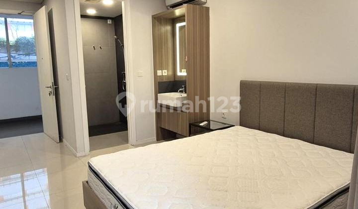 For Rent Furnished Studio Apartment 2nd Floor. Next to BiNus Alam Sutera. 2