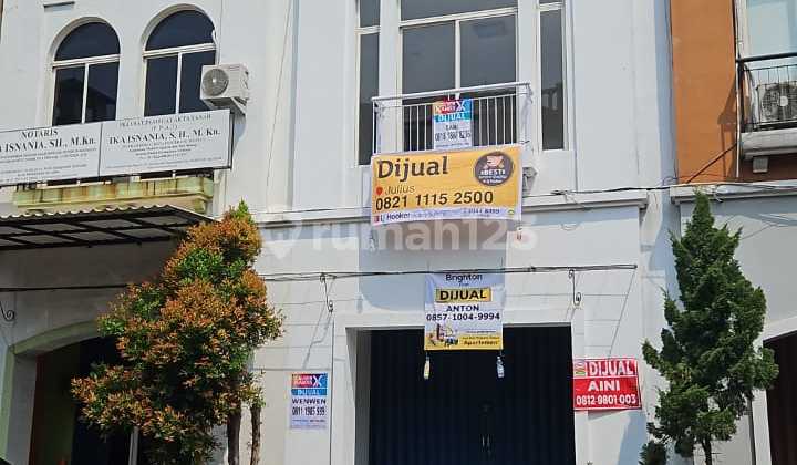 For Sale Strategic 2.5-Story Unfurnished Shop House BU Price in Serpong 2