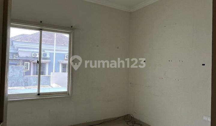 For Sale: Nice 2-Story House with SHM in Emerald Phg Gading Serpong 2