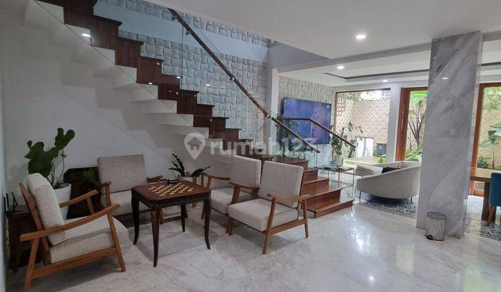 Disewakan rumah full furnish  4