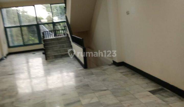 Dijual  ruko 3lantai di kebayoran baru 2