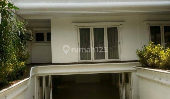 Disewakan rumah mewah di area premium senopati  2