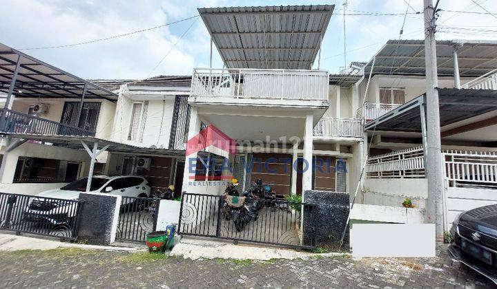 Rumah 2 lantai dijual, minimalis, dekat kampus, cocok untuk kost 1