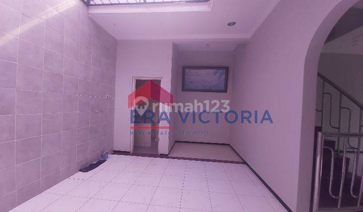 Rumah sewa, siap huni, keamanan 24 jam, jalan lebar 12