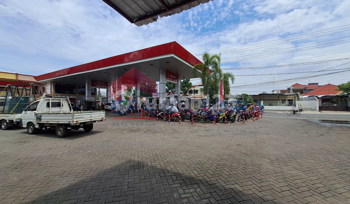 Spbu jual, masih beroperasi, ramai, dekat GOR,  dekat sekolah 7