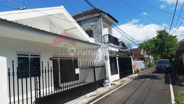 Rumah jual, kondisi bagus, klojen, ogan, dekat RS lavalette 2