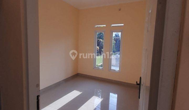 Rumah Elit Di Dalam Perumahan Bekasi Depan Jalan Raya MesAll  2