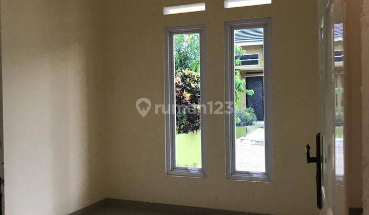 Rumah Elit Di Dalam Perumahan Bekasi Depan Jalan Raya MesAll  7