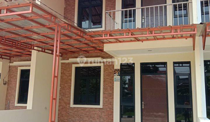 Rumah 2 Lantai, Sudah Renovasi, Bagus, Pondok Aren, Tangerang Selatan 1