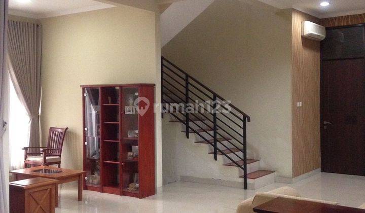 Di Jual Rumah 2 Lantai di Sektor 9 bintaro, Tangerang Selatan 2