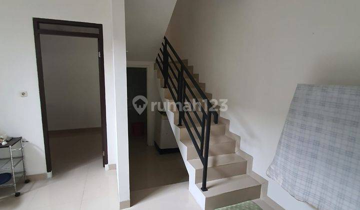 Rumah Murah 2 Lantai Bagus Semi Furnished di Ciputat, Tangerang Selatan 1