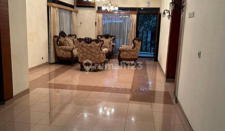 Di Jual Rumah 2 Lantai Bagus Furnished di Jl. Tebet Dalam, Jakarta Selatan 2